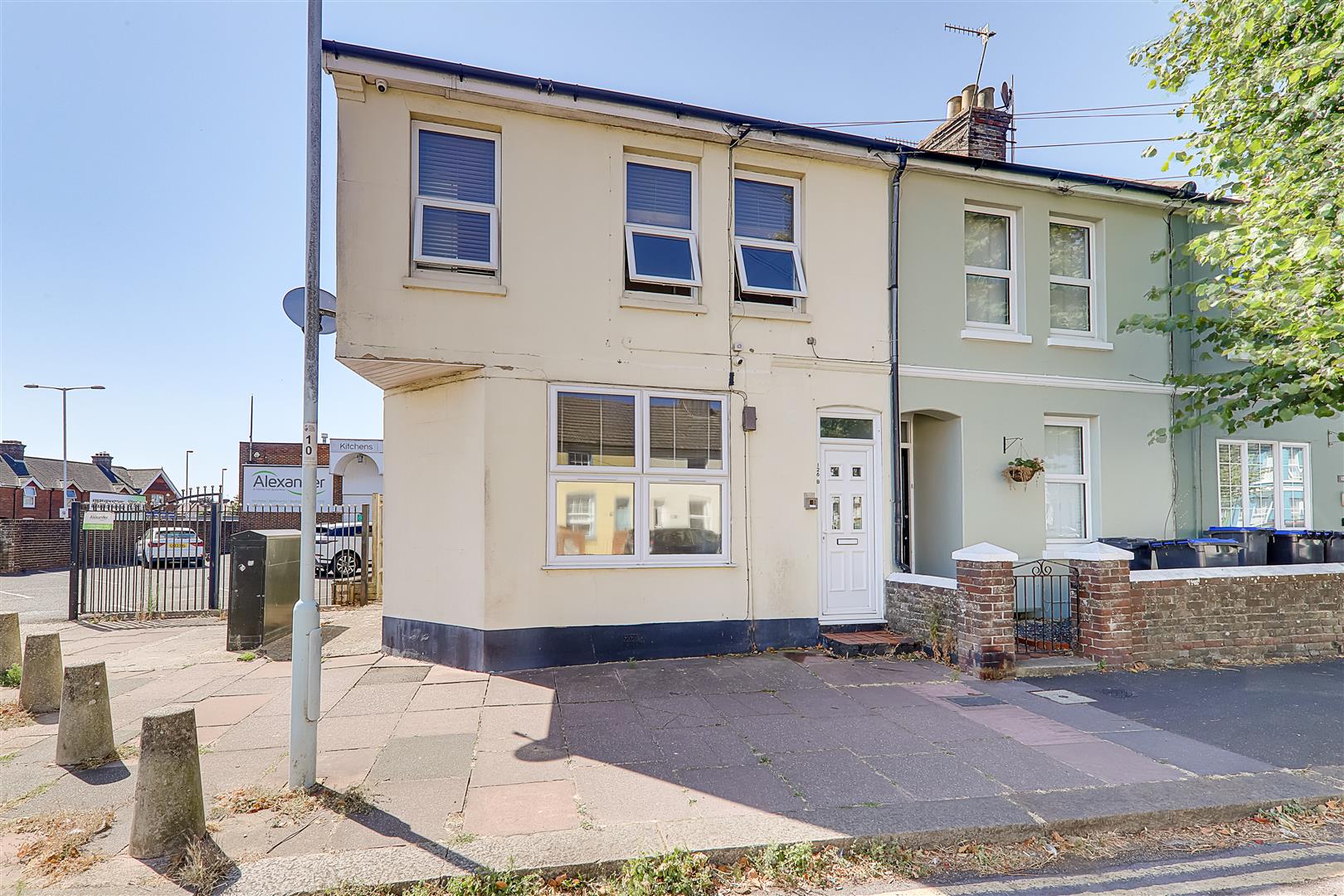 Flat - Conversion | Southfield Road, Worthing, BN14 | For Sale